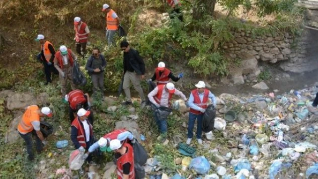 Şemdinli'de  temizlik kampanyası düzenlendi