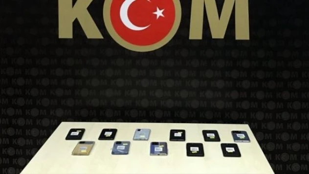 Ağrı Patnos'ta kaçak cep telefonu operasyonu