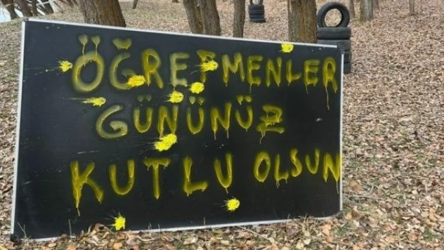 Ağrı'da öğretmenler paintball etkinliğinde stres attı