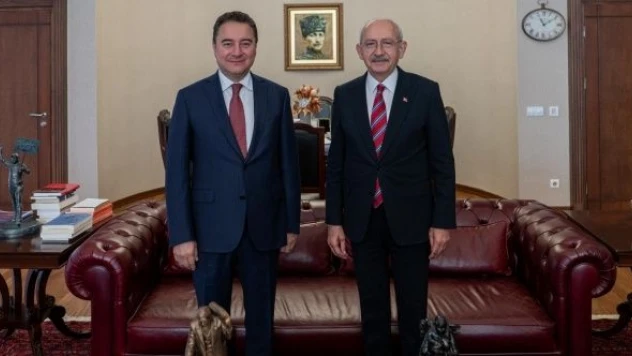 Babacan'ın ikili görüşme turu devam ediyor