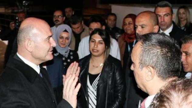 Bakan Soylu, Kilis'te terör saldırısında yaralanan güvenlik görevlilerini ziyaret etti