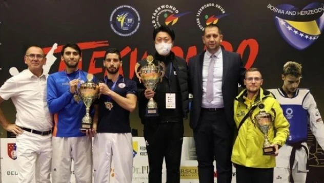 Bayburt Üniversitesi'nden Taekwondo Milli Takımına destek