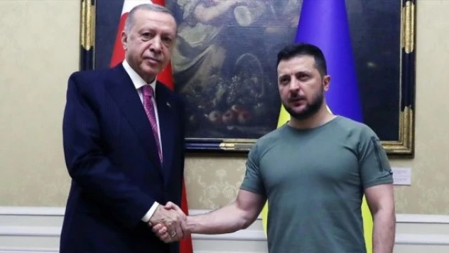 Cumhurbaşkanı Erdoğan ile Zelenski tahıl koridoruna ilişkin gelişmeleri görüştü