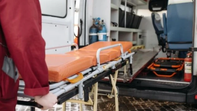 Erzincan'da yüksekten düşen işçi tedavi gördüğü hastanede öldü