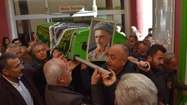Hakkari'de 4 yıl önce öldürülen kişinin cenazesi  ailesine teslim edildi