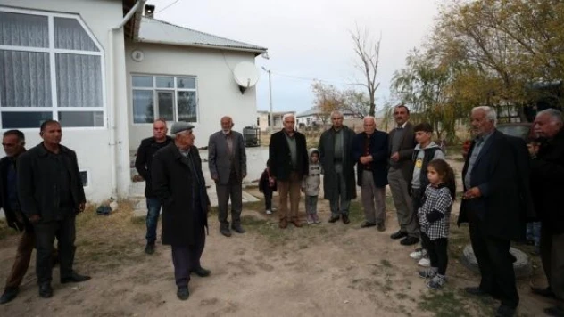 Kuduz nedeniyle ölen çocuğun arkadaşları:" Sahipsiz köpekler toplatılsın"