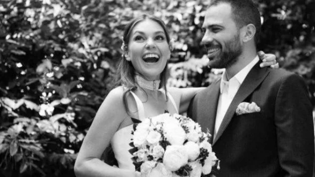 Oyuncu Aslı Enver evlendi