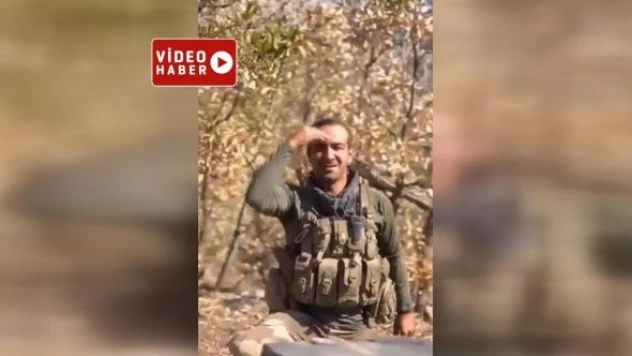 Şehidim senin diz vurduğun toprak emanetimiz... Şehidin son zeybek görüntüsü yürekleri dağladı
