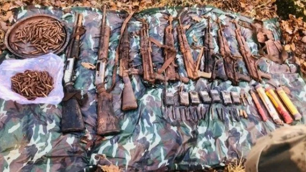 Tunceli'de terör operasyonunda silah ve mühimmat ele geçirildi