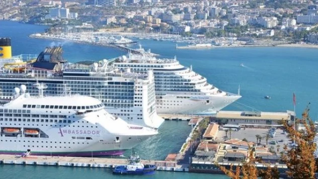 Türkiye limanlarına 10 ayda 907 kruvaziyer gemisi yanaştı