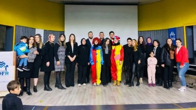 UDER 'Çocuk Hakları Günü Programı' düzenledi