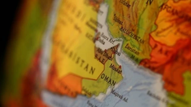 Umman Körfezi'nde bir petrol tankeri dronla vuruldu