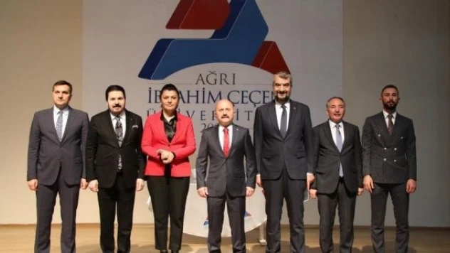 Ağrı'da 'Türkiye Yüzyılı Gençlik ve Üretim Stratejisi Konferansı'