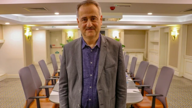 Prof. Dr. Araz: "Diyabetle mücadelede en önemli faktör kilo"