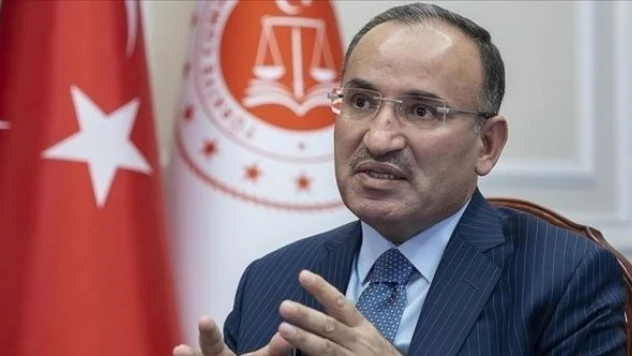 Bakan Bozdağ, kız çocuğunun cinsel istismarı iddiaları üzerine bir savcı hakkında inceleme izni verdi