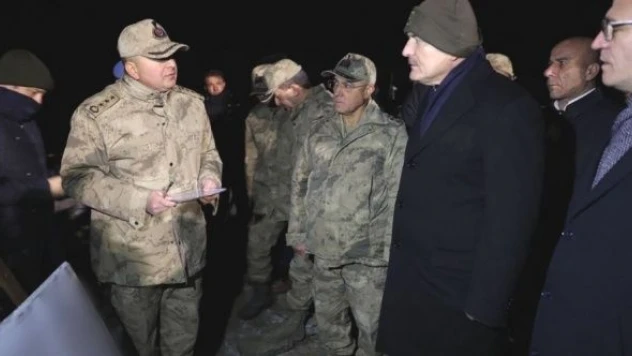 Bakan Soylu yeni yılı Van Tendürek'te karşıladı