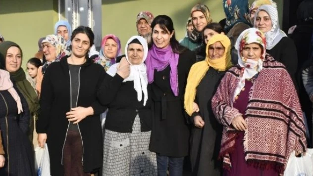 Başkan Yıldız Acar, Sarıgül'ün kadınlarını dinledi
