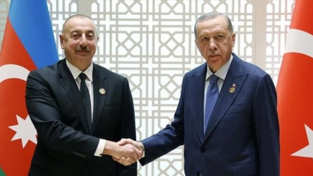 Erdoğan, Azerbaycan Cumhurbaşkanı İlham Aliyev ile görüştü