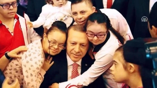 Cumhurbaşkanı Erdoğan'dan Dünya Engelliler Günü paylaşımı
