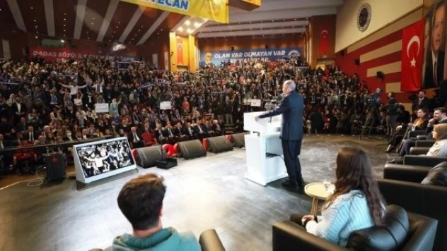 Cumhurbaşkanı Erdoğan Erzurum'da gençlerle bir araya geldi