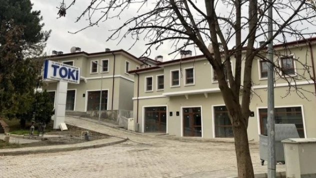 Doğanyol'da depremzedeler yeni konutlarına yerleşiyor