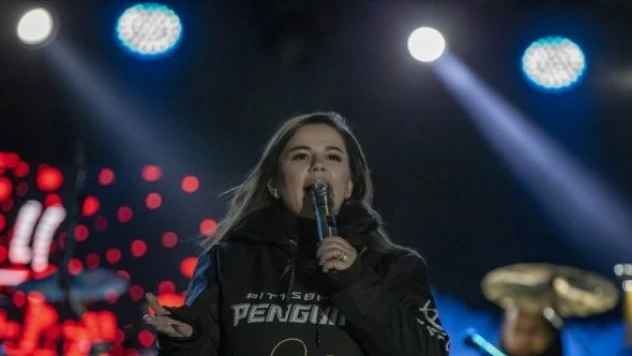 Erzurum'da kayak sezonu Merve Özbey ile açıldı