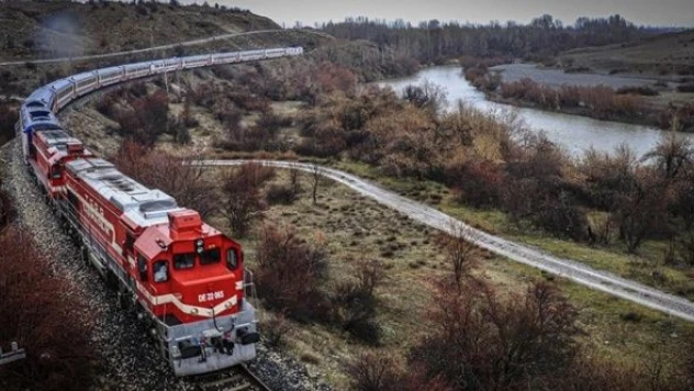 Turistik Doğu Ekspresi yeni sezon seferlerine başladı