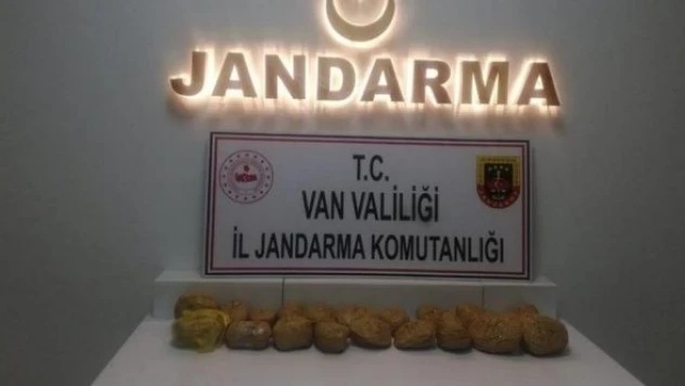 Van'da 4 kilogram sentetik uyuşturucu ele geçirildi