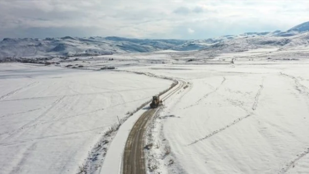 Van'da yollar ulaşıma açıldı