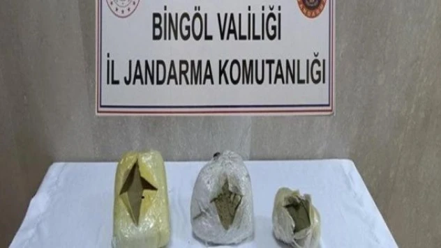 Bingöl'de zehir tacirleri bakın uyuşturucuyu nereye sakladı!