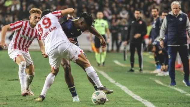 Fenerbahçe: 2 - Antalyaspor: 1