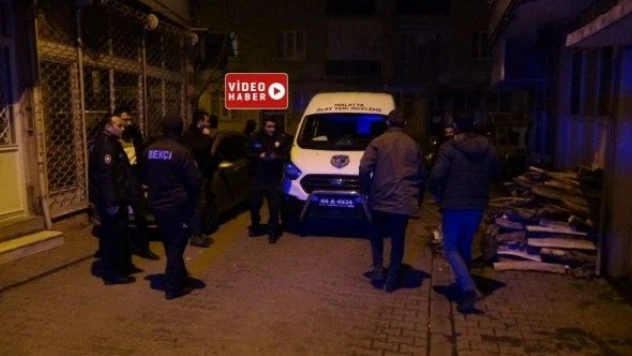 Malatya'da bir kadın yatağıında kanlar içinde bulundu