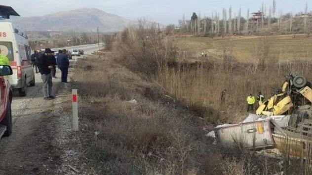 Malatya'da TIR takla attı