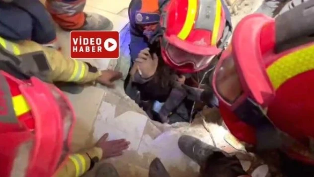 147'nci saatte kurtarıldı... İlk sözleri &quotBeni hamama götürün&quot oldu