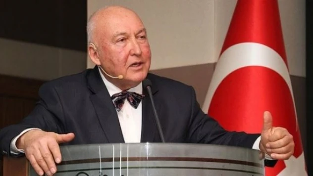 Jeofizikçi Övgün Ahmet Ercan gözaltına alındı