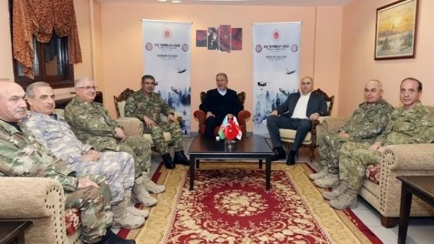 Kars'ta üçlü Savunma zirvesi