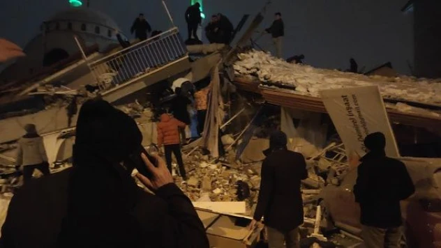 Malatya'da 140 bina yıkıldı, 23 kişi hayatını kaybetti