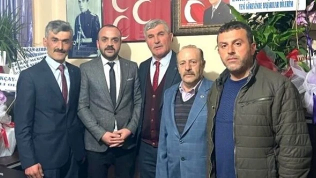 Oltu MHP'ye iki katılım