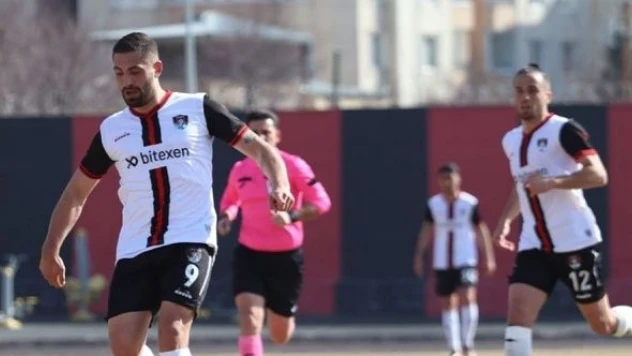 10 kişi Vanspor FK kazanmayı bildi