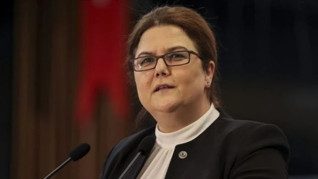 Bakan Yanık: ''Koruyucu aile müracaatı 350 bin, 65 bin civarında da evlat edinme başvurusu var''