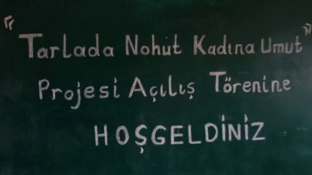 Elazığ'da 'Tarlada nohut, kadına umut' projesi gerçekleştirildi