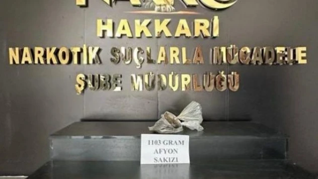 Emniyet ekiplerinin yaptığı aramada 1 kilo Afyon Sakızı ele geçirildi