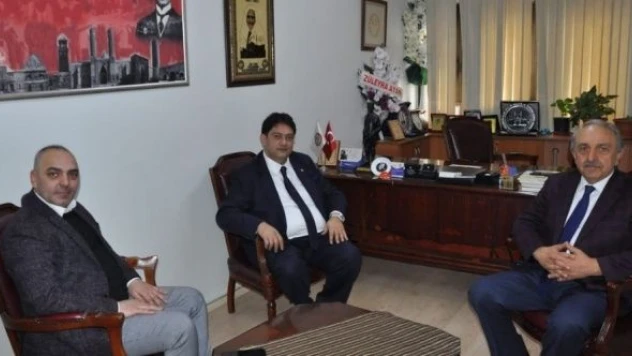 ETB Başkanı Oral'dan Er-Vak'a ziyaret