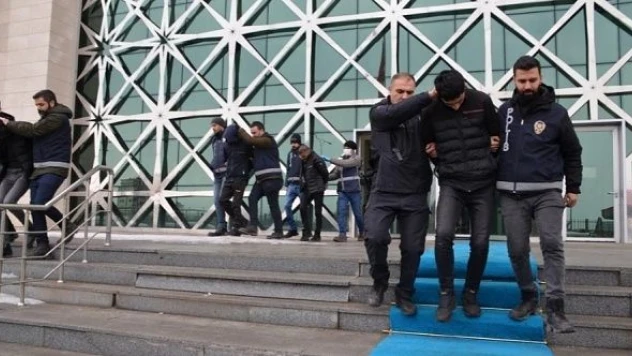 Kars'ta bir garip çete: Yakalanmaları 8 ay sürdü