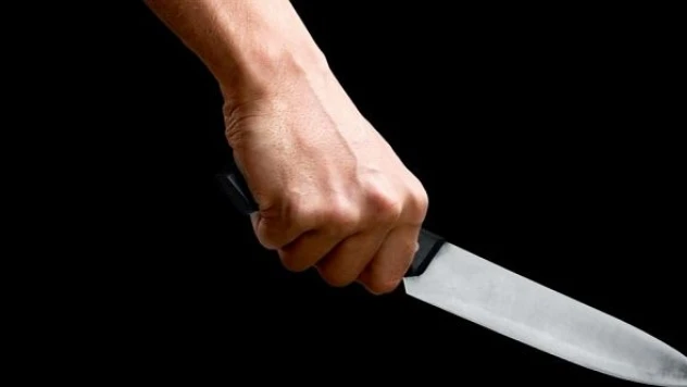 Kirayı vermedi, bıçaklar havada uçuştu