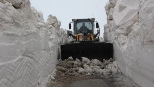 Muş'ta kar kalınlığı 5 metreyi aştı