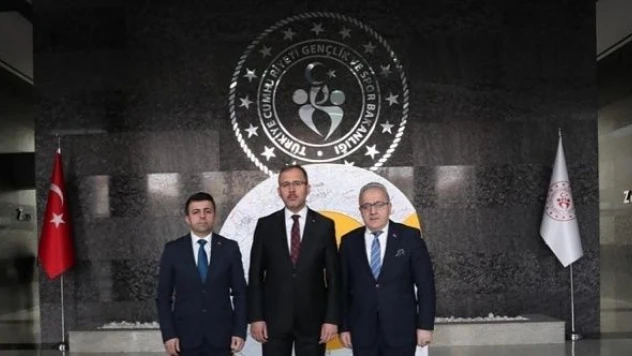 Uluslararası futbol turnuvası ertelendi