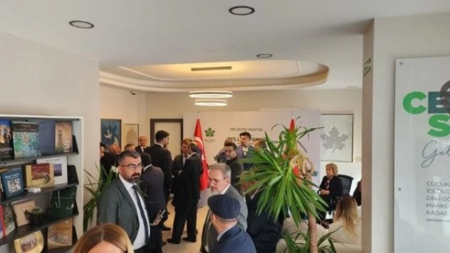 Gelecek Partisi'nden aday adayı olanların mülakat heyecanı başladı