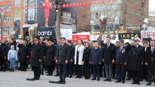 Van'ın düşmen işgalinden kurtuluşunun yıl dönümü kutlandı