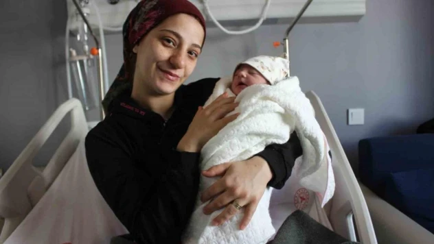 29 Şubat'ta doğdu, ilk doğum gününü 4 yıl sonra kutlayacak